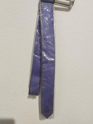 corbata estrecha morada unisex nueva sin estrenar
