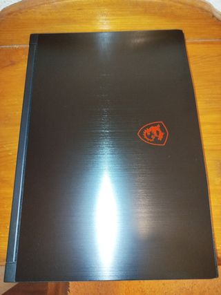 Ordenador portátil gaming MSI