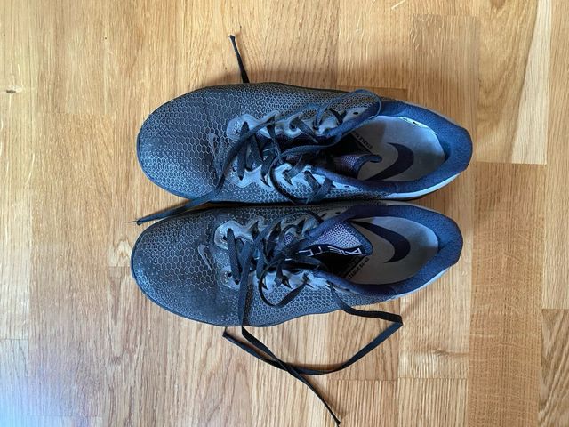 Zapatillas Metcon 5 talla 40 en negro