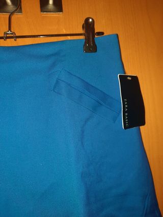 Minifalda azul klein Zara nueva