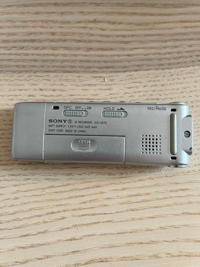 GRABADOR DE PERIODISTA SONY USB INCORPORADO