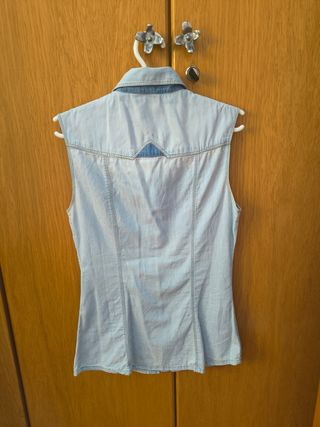 Camisa vaquera XS Stradivarius