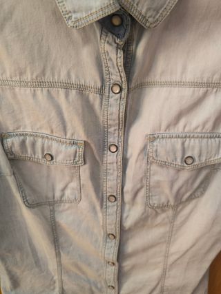Camisa vaquera XS Stradivarius