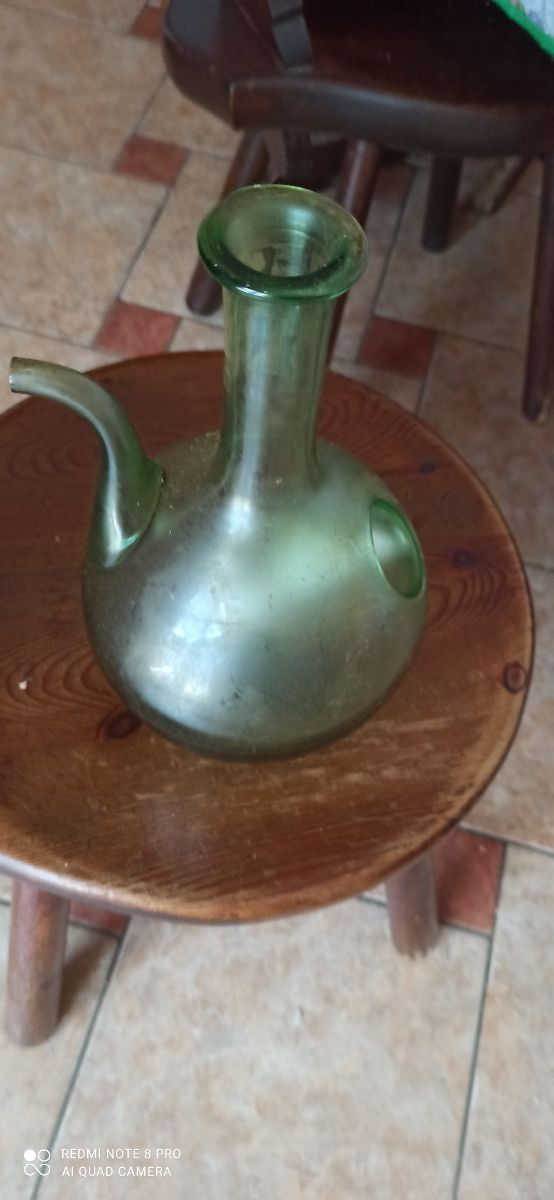 Decanter verde smeraldo per vino