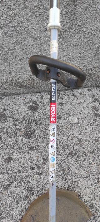 Desbrozadora eléctrica Ryobi ELT-738 (PARA PIEZAS)