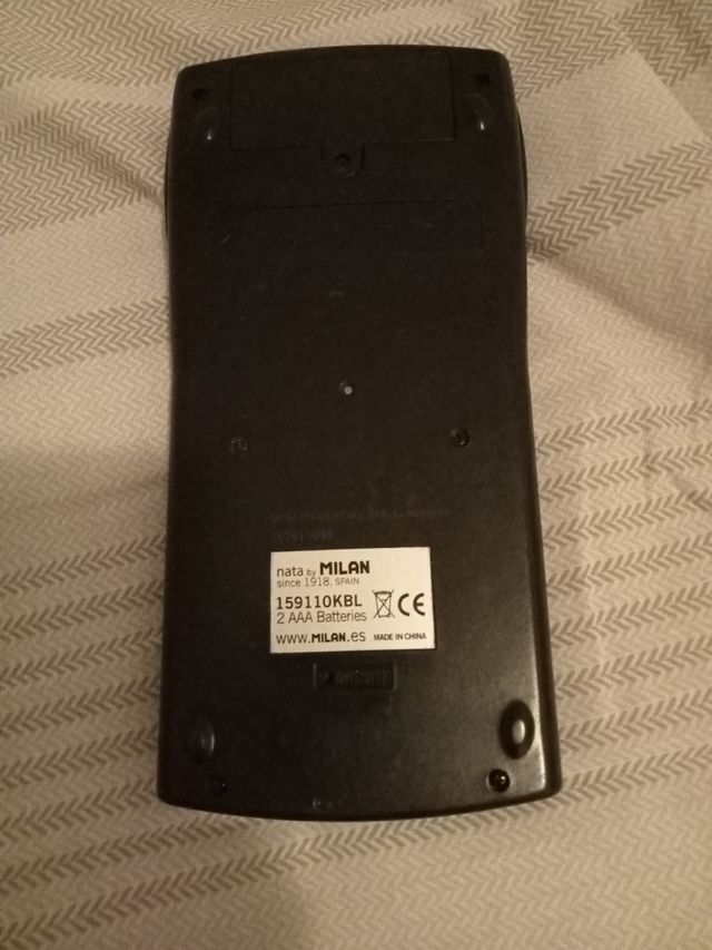 Calculadora Milan 240