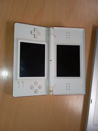 Nintendo Ds Lite blanca + Funda.