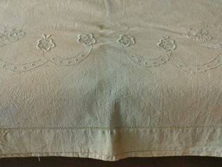 Antico lenzuolo matrimoniale ricamato