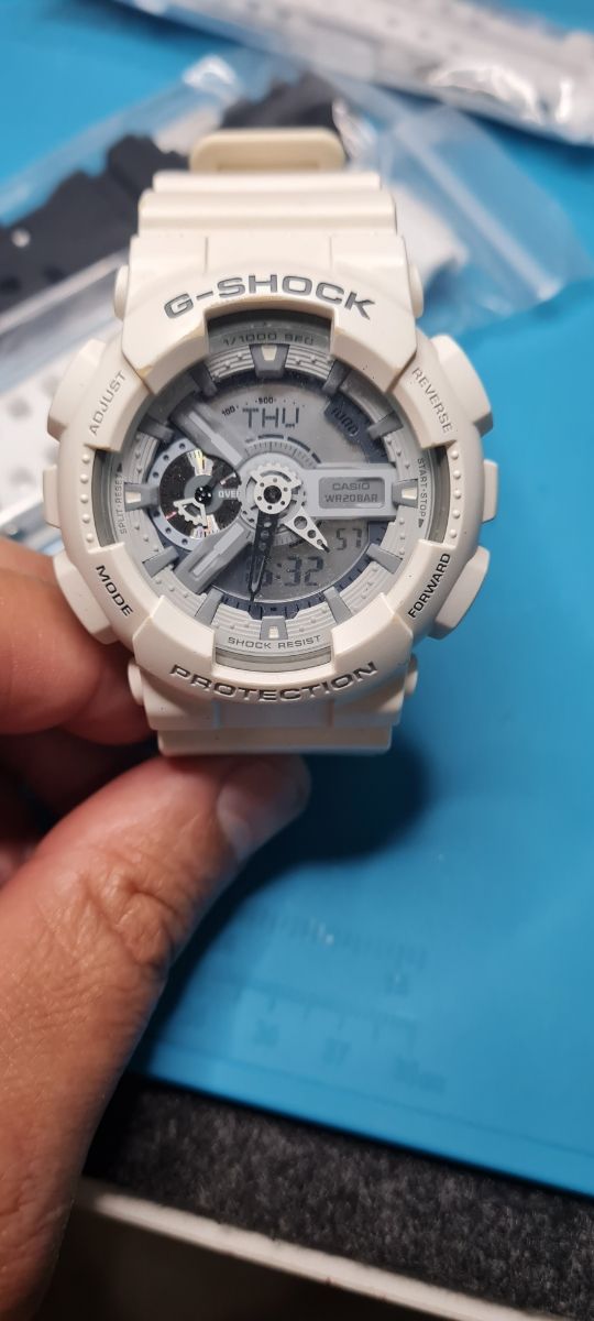 Dos relojes G-SHOCK
