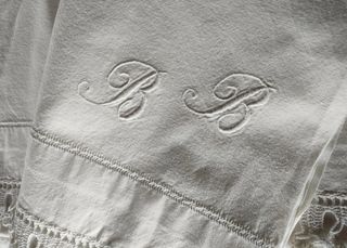 Lenzuolo matrimoniale con pizzo vintage