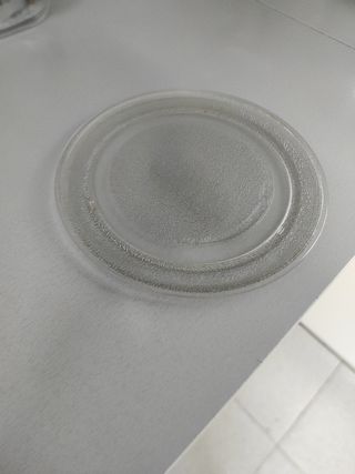 Plato microondas Zanussi