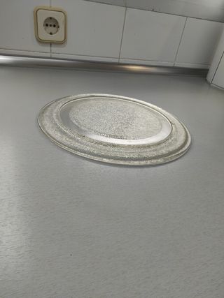Plato microondas Zanussi
