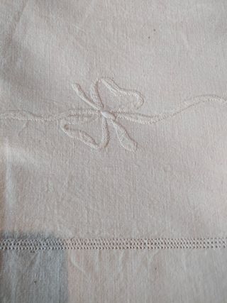 Antico lenzuolo matrimoniale ricamato +