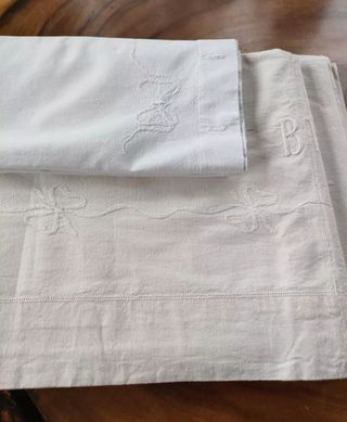 Antico lenzuolo matrimoniale ricamato +