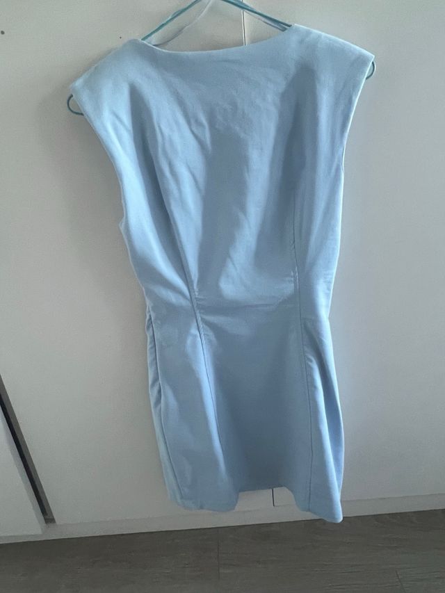 Vestido Zara azul clarito. Talla M