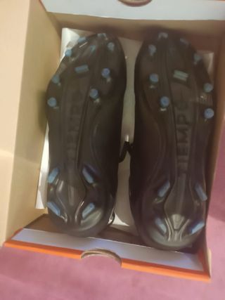 Botas de futbol nike tiempo