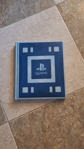 PlayStation 3 + 2micrófonos + 12 juegos