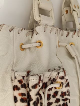 Bolso piel animal print Tous