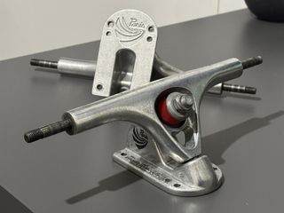 Ejes PARIS Trucks V2 - Longboard / Skate 180mm 50°