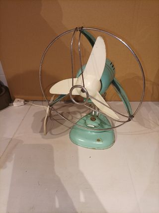 Ventilador antiguo marca CATA funciona