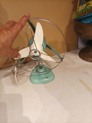 Ventilador antiguo marca CATA funciona