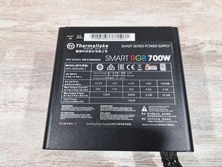 Fuente Thermaltake SMART RGB 700 (700W)