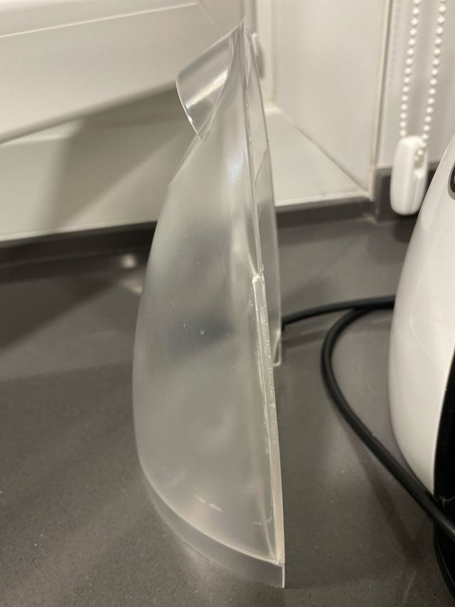 Calderín de cafetera dolce gusto y despiece.