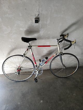 Bicicleta clásica de carretera mm lasa