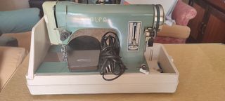 Maquina de coser Alfa