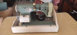 Maquina de coser Alfa