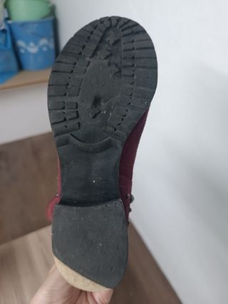 Botines camperos tachuelas