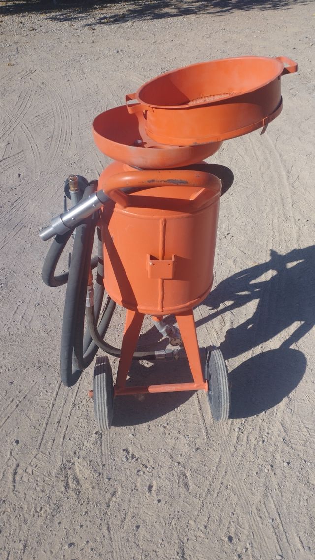 Maquina de arena para decapar