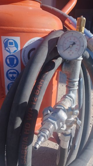 Maquina de arena para decapar