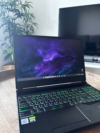Portatil Gaming MSI (RTX 2060 32GB de RAM)