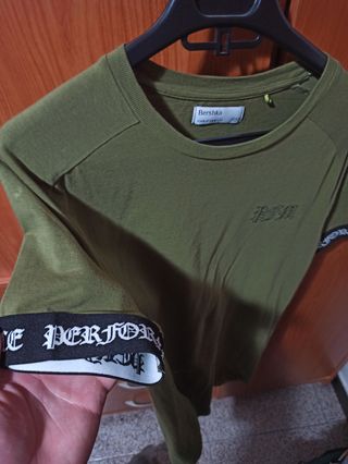 Camiseta Bershka Hombre Talla M