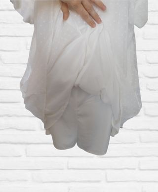 Vestido corto bordados Zara Talla S