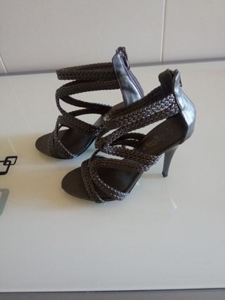Sandalias