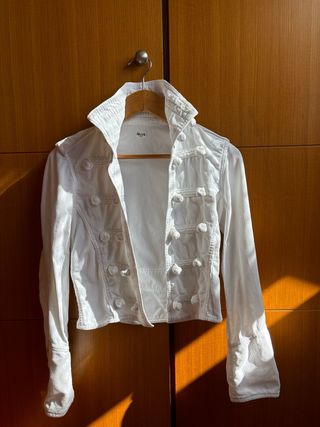 Chaqueta Nolita blanca pana