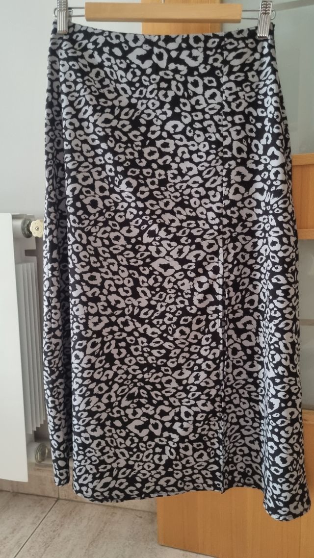 Falda XS negra y gris