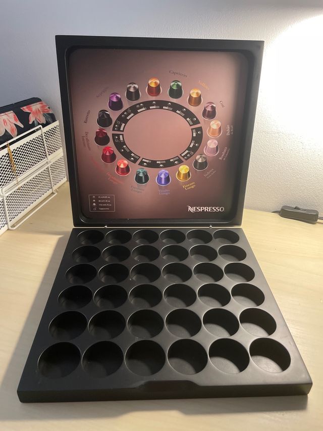 Caja de capsulas de Nespresso
