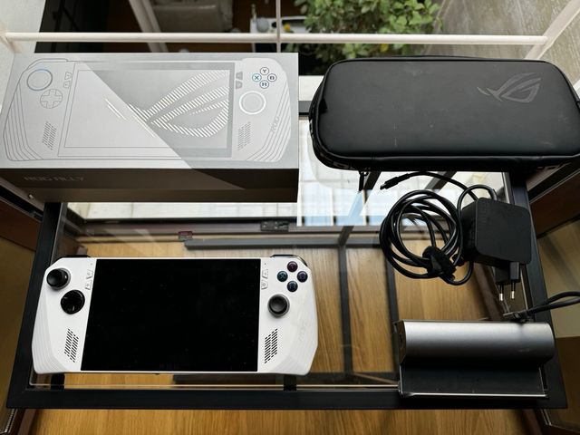 Asus RoG Ally Z1 Extreme