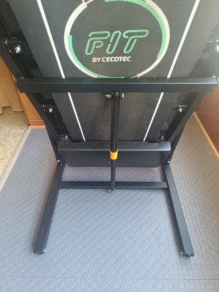 Bicicleta de spinning y cinta de correr