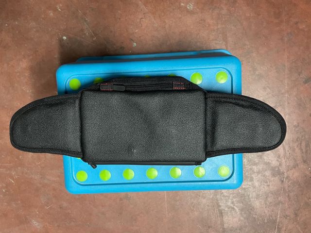 Borsello OJ da moto completo di attrezzi nuovo.