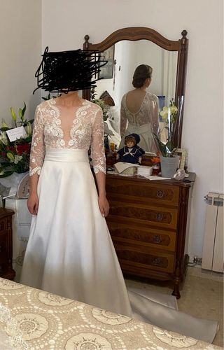 Vestido de novia 2024 y velo