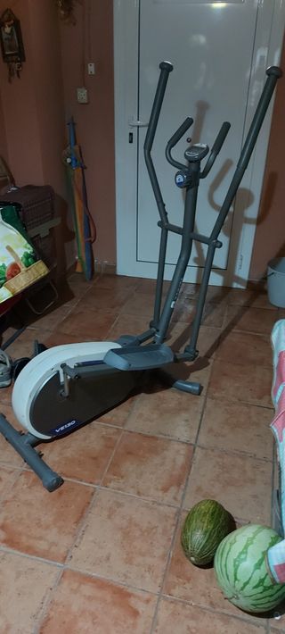 Bicicleta estàtica el·líptica