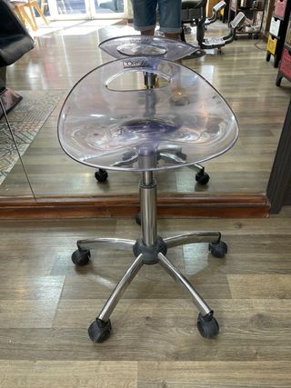 Silla de peluqueria regulable