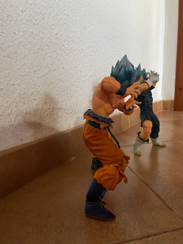 Figuras dragon ball