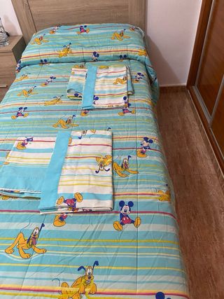 lenzuola, piumoni e negozio