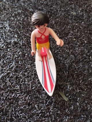 Playmobil surfista con tabla de surf 