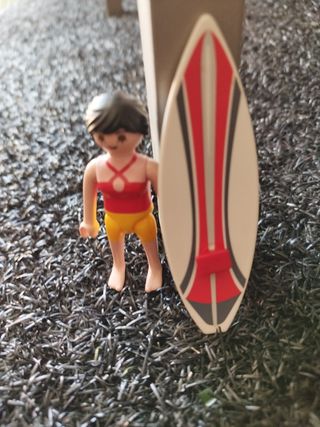 Playmobil surfista con tabla de surf 